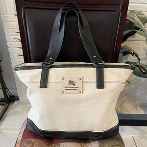 ❌❌SOLD❌❌AUTHENTIC BURBERRY TOTE BAG